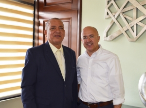 Precandidato Dom&iacute;nguez Brito visita CORAASAN