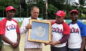 Direcci&oacute;n nacional del CODIA dedica torneo a director de CORAASAN