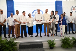 Presidente Abinader deja inauguradas obras de agua potable en zona suroeste de Santiago por un monto superior a los 160 millones de pesos