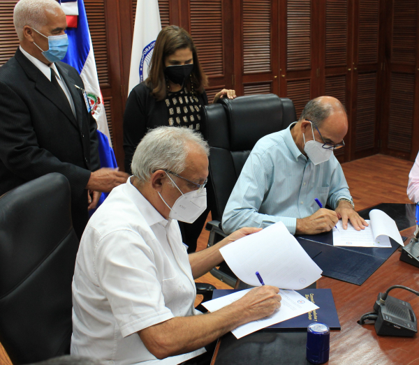 Coraasan e Intabaco firman convenio por el cuidado del medio ambiente