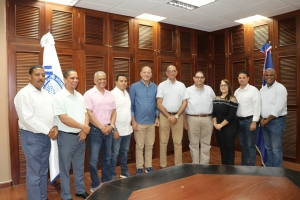 Director de Coraasan se re&uacute;ne con alcaldes de municipios de Santiago; da a conocer proyecto de soluciones para mejorar suministro