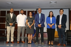 CORAASAN y PUCMM presentan panel sobre &ldquo;Planificaci&oacute;n e Inversi&oacute;n P&uacute;blica&rdquo;