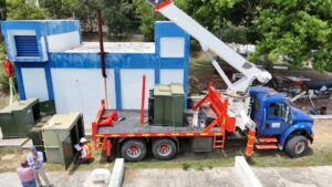 Coraasan instala transformador eléctrico en estación de bombeo de la planta de tratamiento La Canela