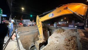 Coraasan trabaja 24 horas en construcción del registro colector Hoya del Caimito tramo Juan Pablo Duarte – Rafael Vidal