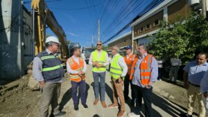 Director de Coraasan supervisa construcción de nueva línea de agua potableavenida Metropolitana–Padre Las Casas
